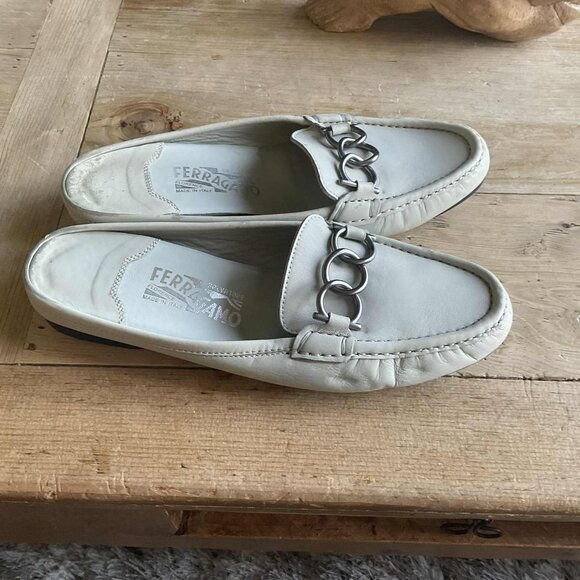 SALVATORE FERRAGAMO LEATHER SLIP ON DRIVER MULES - Picture 4 of 7